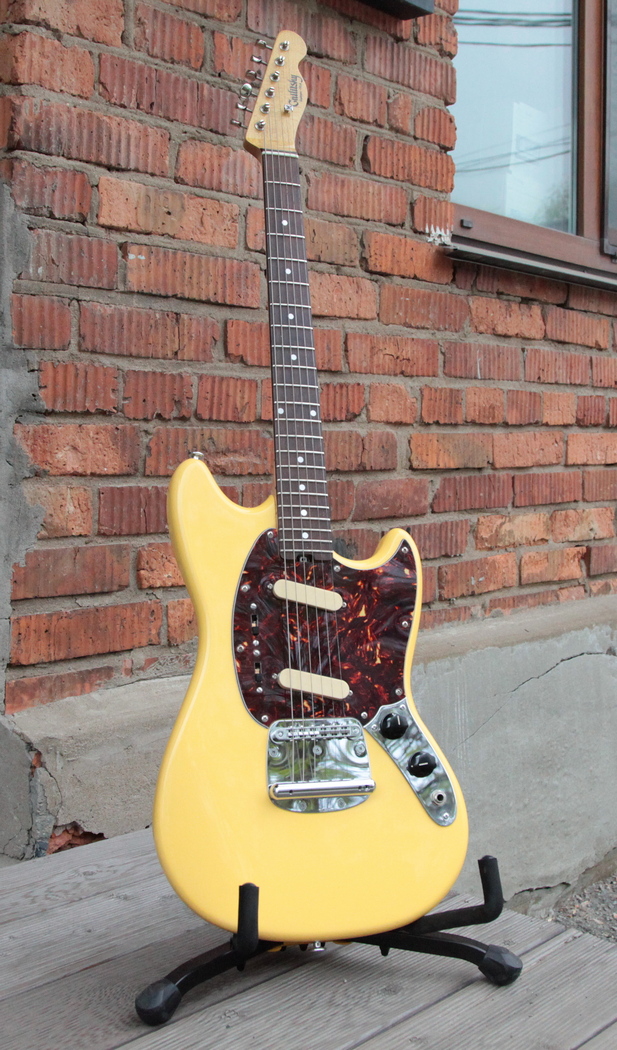 GNILITSKY Guitars VLA - Custom Mustang Type - Элетрогитара