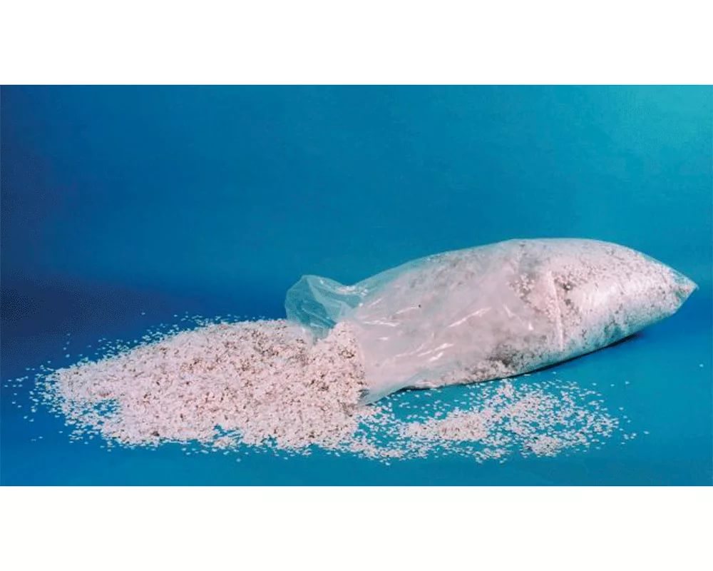 Eurolite Confetti, UV-active white, 7mm 10kg  Конфетти УФ-белые  10 кг, диаметр 7 мм